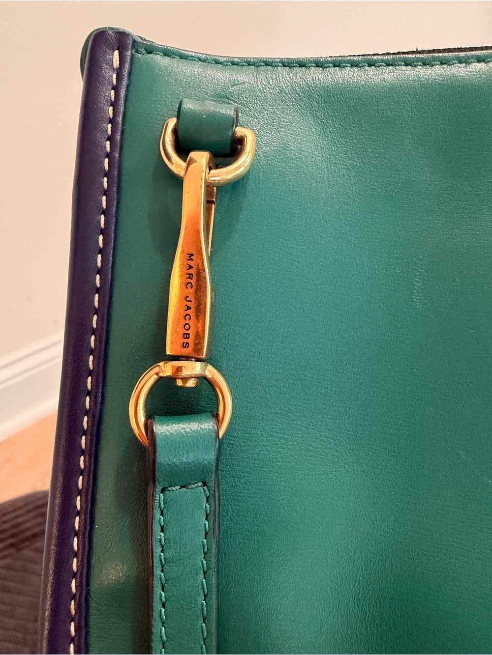 Marc Jacobs Teal and Navy Leather Crossbody Bag with Gold Hardware - Picture 7 of 7